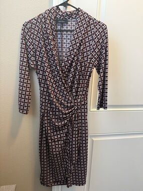 Small Karen Kane Black, Brown and Cream Geometric 3/4 Sleeve Wrap Dress